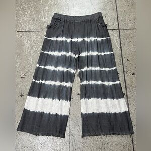 💚 3268. Tie Dye Cropped Raw Edge Pants